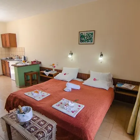 Margarita Apartment Kato Korakiana