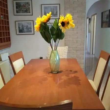 Villa Thanos Marathias (Corfu)