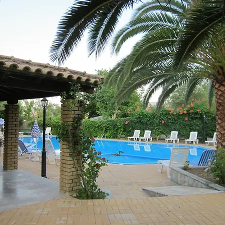 Blue Dream Aparthotel 2*