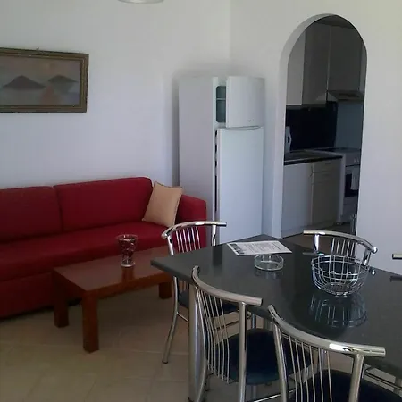 Glyfa Villa