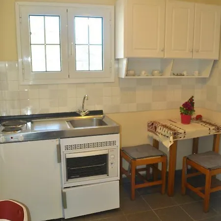 Apartment Yannis On Agios Gordios In Corfu