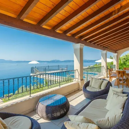 Elpida Holiday home *