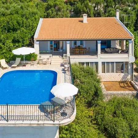 Holiday home Elpida Katavolos