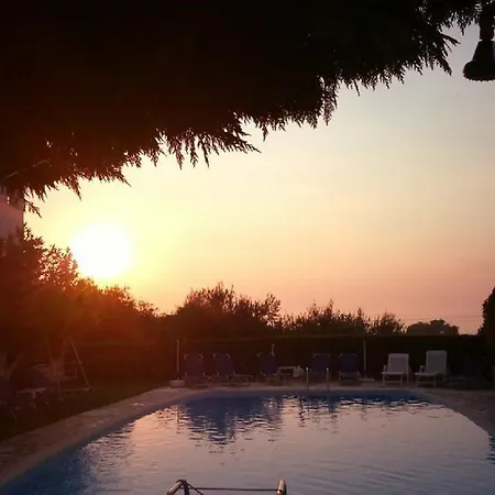 Irene Aparthotel Acharavi (Corfu)