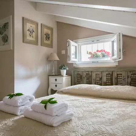 Lianelia Boutique Holiday home Argyrades