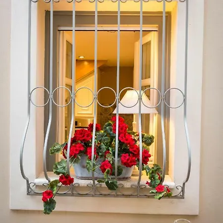 Lianelia Boutique Holiday home *