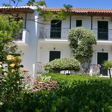 Kostas' Garden Apartment Roda (Corfu)