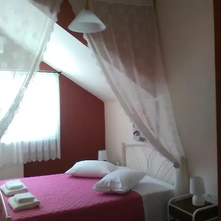 Eleni Apartment