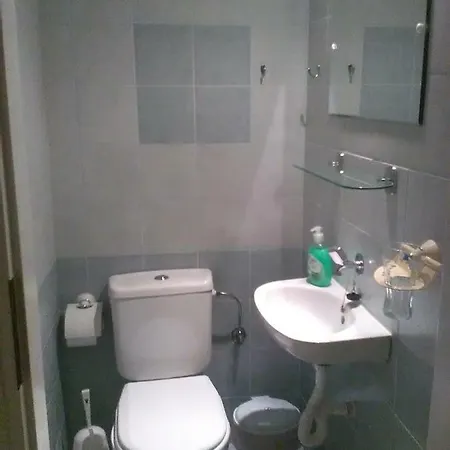 Eleni Apartment *