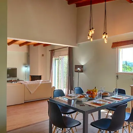 Villa Modern Eco Friendly Close To Town