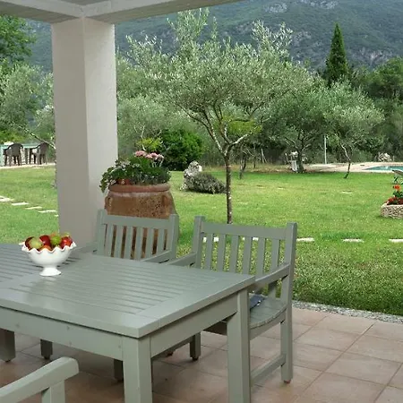 Olive Holiday home Ano Korakiana