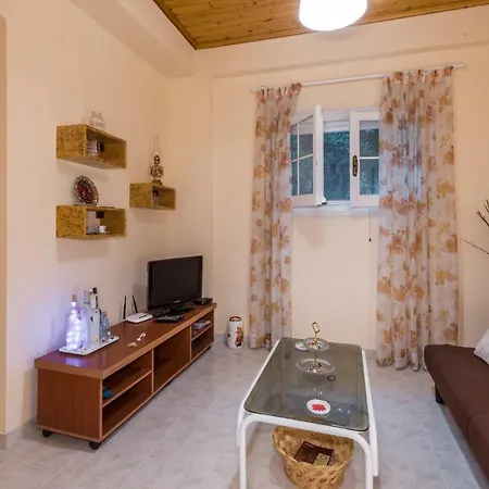 Family With Garden & Bbq * Velonades (Corfu)