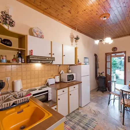 Holiday home Family With Garden & Bbq