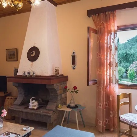 Holiday home Family With Garden & Bbq Velonades (Corfu)
