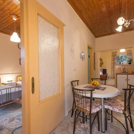 Holiday home Family With Garden & Bbq Velonades (Corfu)