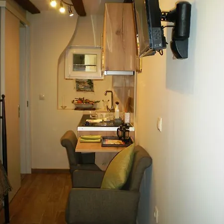 Old Town Studio Apartment Corfu (city)