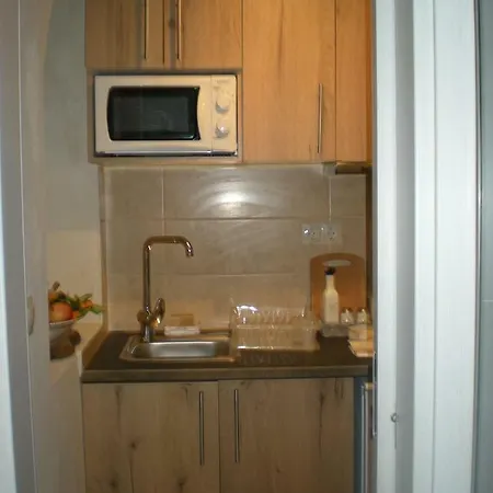 Old Town Studio Apartment *
