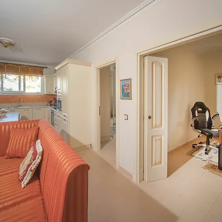 Ellania Villa *