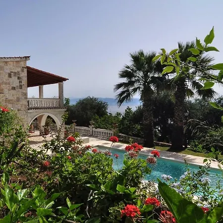 Ionian Garden - Pietra Benitses (Corfu)