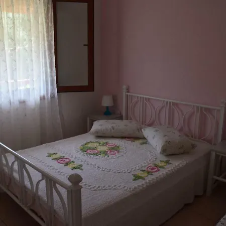 Areti's Holiday home