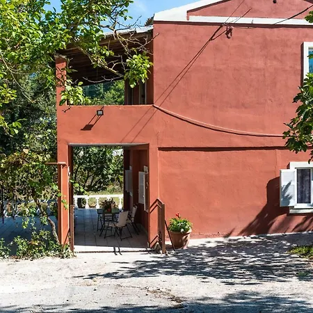 George's House Afra