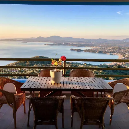 Intaba: Seaside Retreat With Pool On Corfu's Riviera * Pyrgi (Corfu)