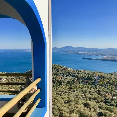 Intaba: Seaside Retreat With Pool On Corfu's Riviera *