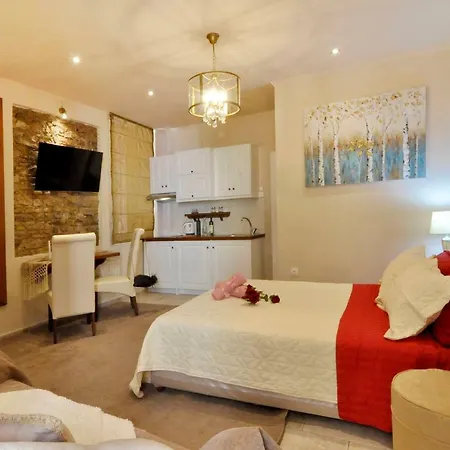 Apartment Venetian Mitropolis By Konnect, Old Corfu Town