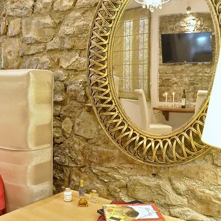 Venetian Mitropolis By Konnect, Old Corfu Town Apartment