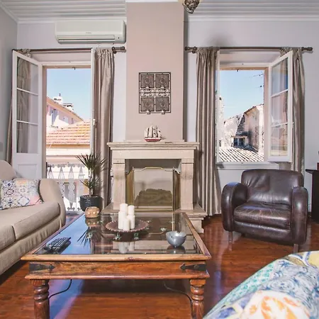 Apartment Abundance *