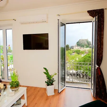 Old Fortress Luxury Apartment *