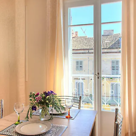 Corfu Town West Apartment *