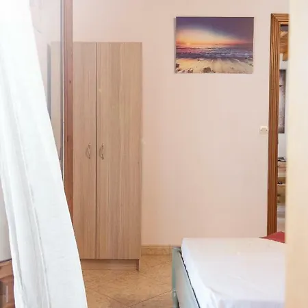 Holiday home Philippos Vitalades