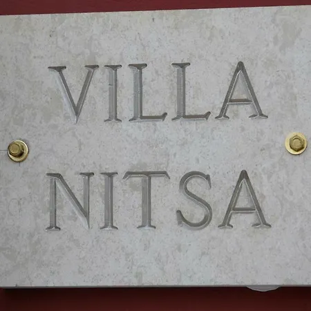 Nitsa Villa *
