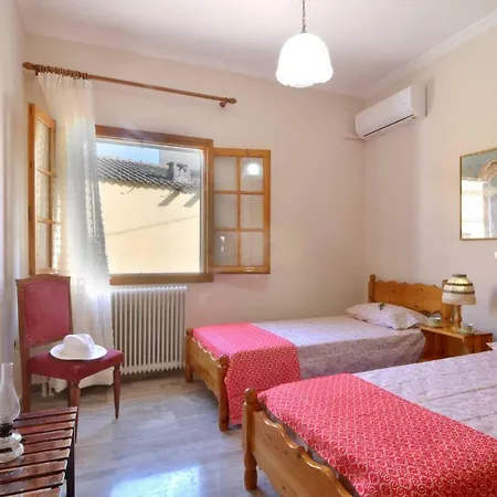 Holiday home Lotza House *
