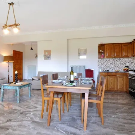 Lotza House Kynopiastai