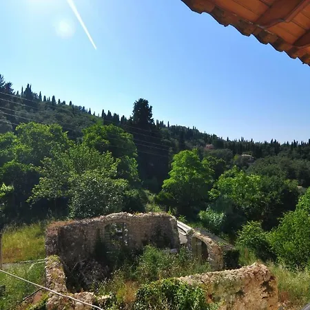Holiday home Lotza House Kynopiastai