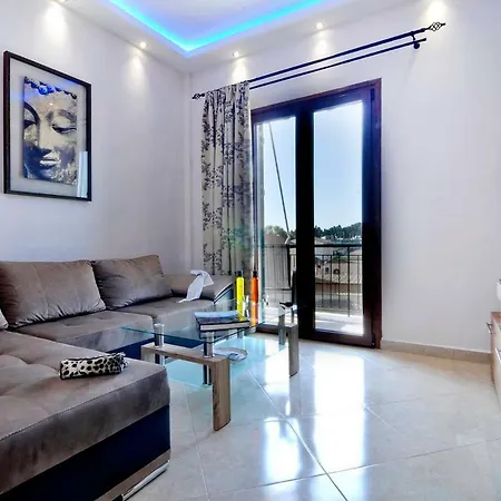 Markisia's Luxury Corfu Town Apartment *