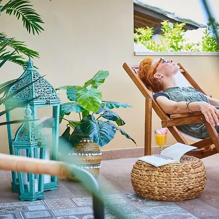 Lianelia Luxury Holiday home Argyrades