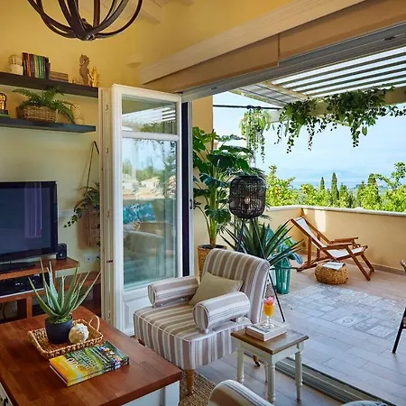 Holiday home Lianelia Luxury