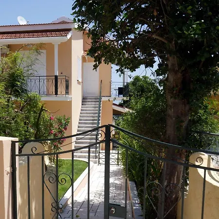 Old Village Moraḯtika