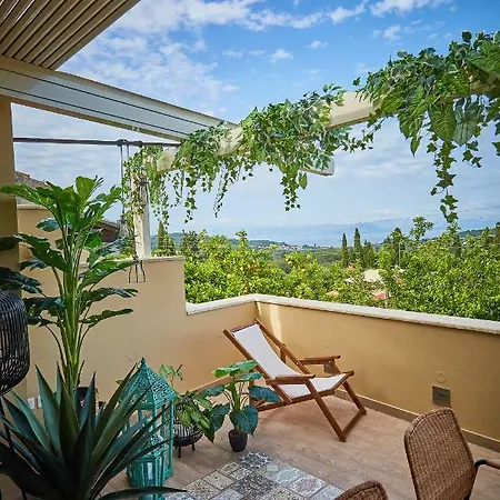 Lianelia Luxury Holiday home Argyrades