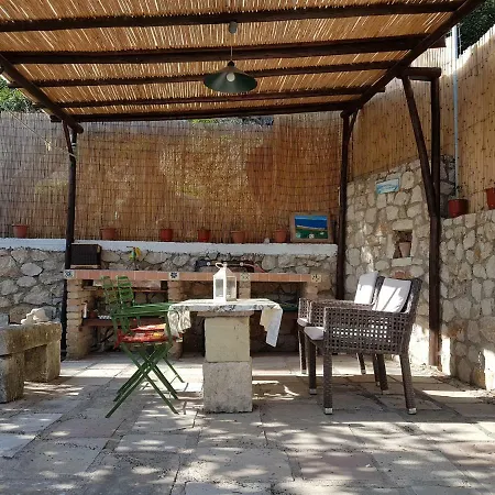Holiday home Bohali's House Sinarades