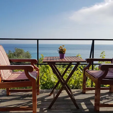 Bohali's House Holiday home Sinarades