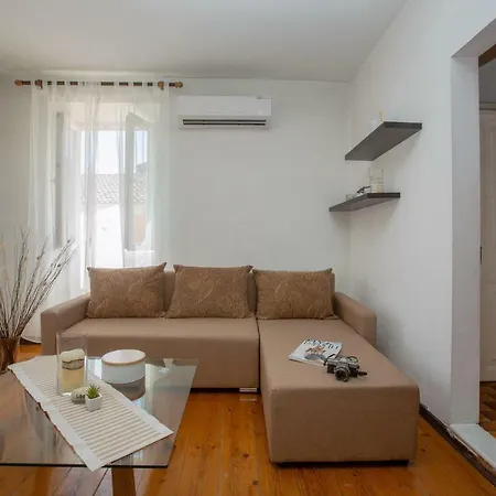 Apartment Yasmin House By Corfuescapes *