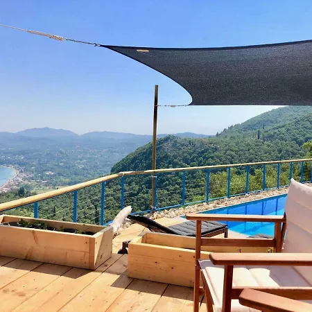 Holiday home Intaba: Seaside Retreat With Pool On Corfu's Riviera Pyrgi (Corfu)