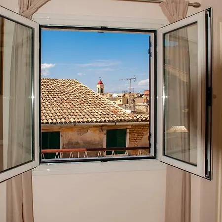 A Small In The Center Of The Old Town Apartment Corfu (city)