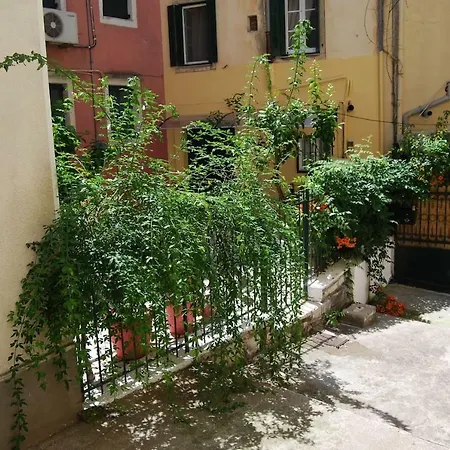 Apartment Old Town Venetian By Corfuescapes *