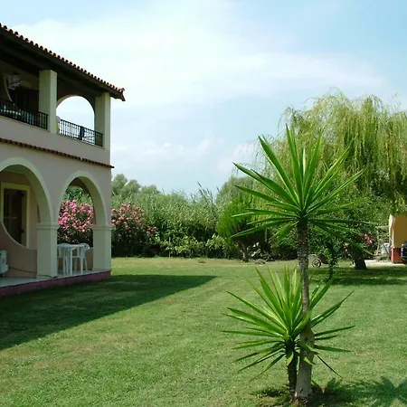 Aparthotel Kamari Acharavi (Corfu)