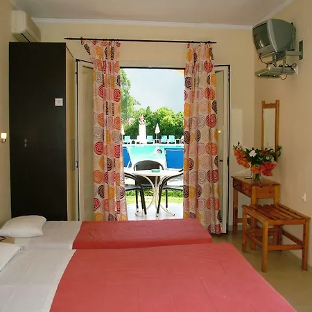 Kamari * Acharavi (Corfu)